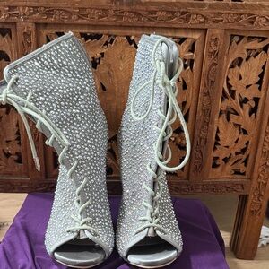 Shoe Dazzle Silver Crystal Lace-Up Peep-Toe Boots